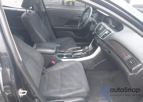 2017 Honda Accord Ex z USA, uszkodzony, nr VIN 1HGCR2F03HA005688